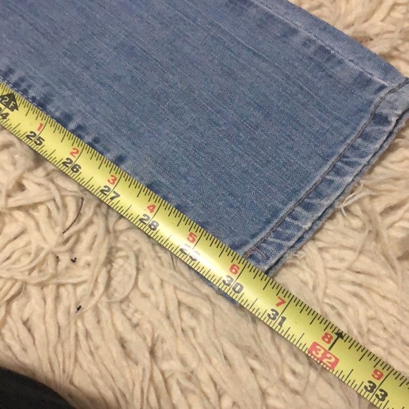 AE Skinny Jean-Heavily Distressed-Sz 4R - Picture 15 of 16